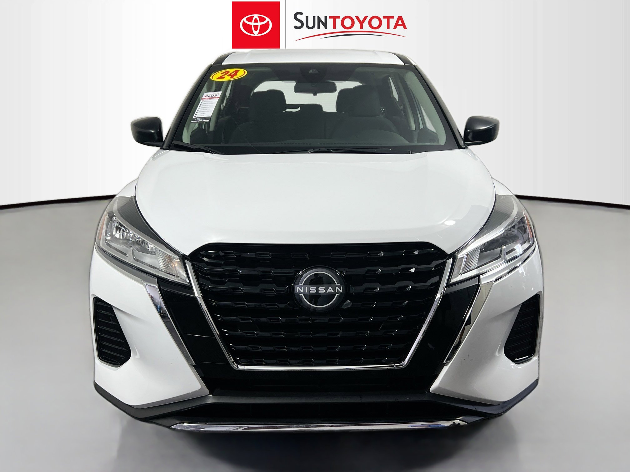 Used 2024 Nissan Kicks S image 9