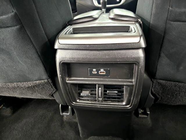 Used 2020 Nissan Murano S w/ Technology Package image 32