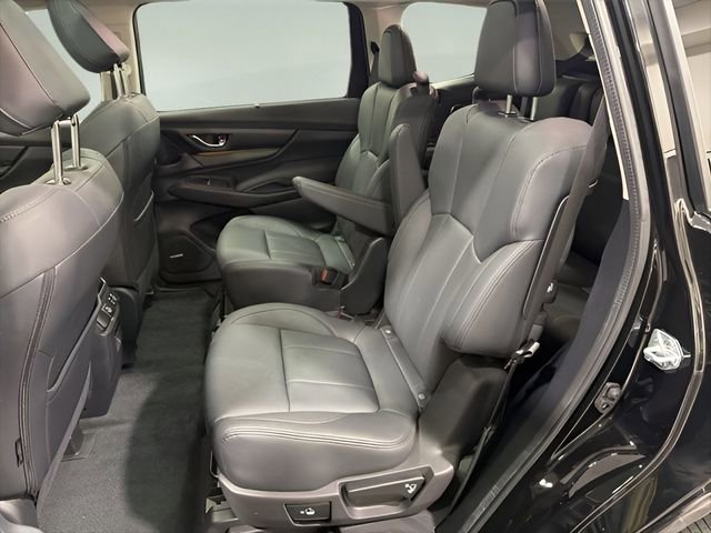 Certified 2025 Subaru Ascent Bronze Edition w/ Onyx Package image 31