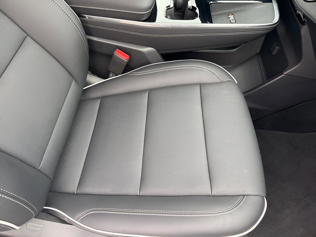 Used 2025 Buick Enclave Preferred image 55