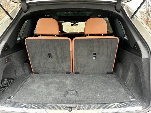 Used 2022 Audi Q7 3.0T Premium Plus w/ Premium Plus Package image 19