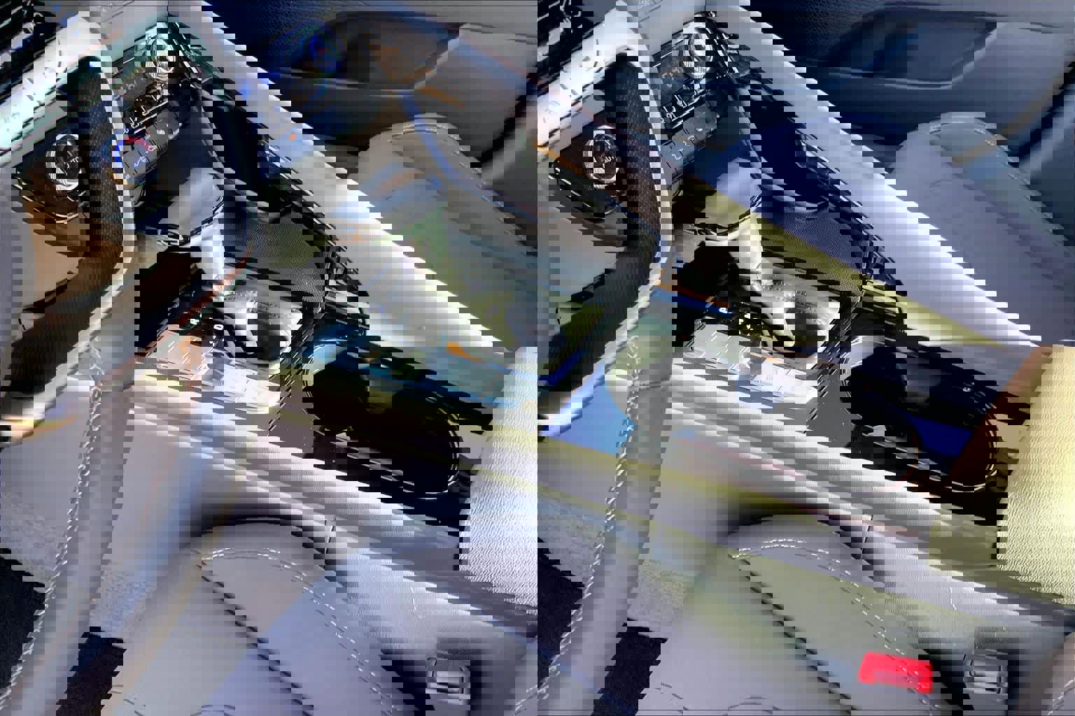 Used 2023 Hyundai Elantra SEL w/ Convenience Package image 16