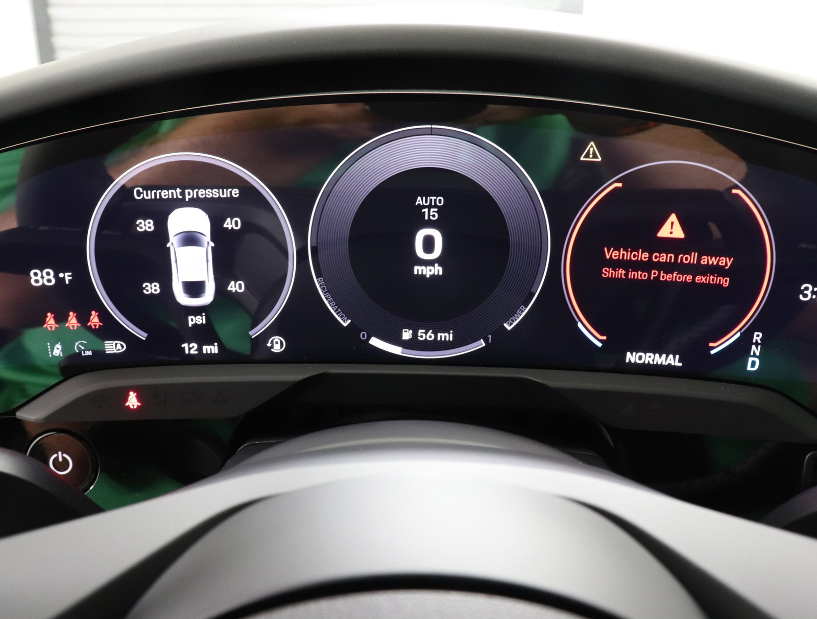 Used 2025 Porsche Taycan image 41