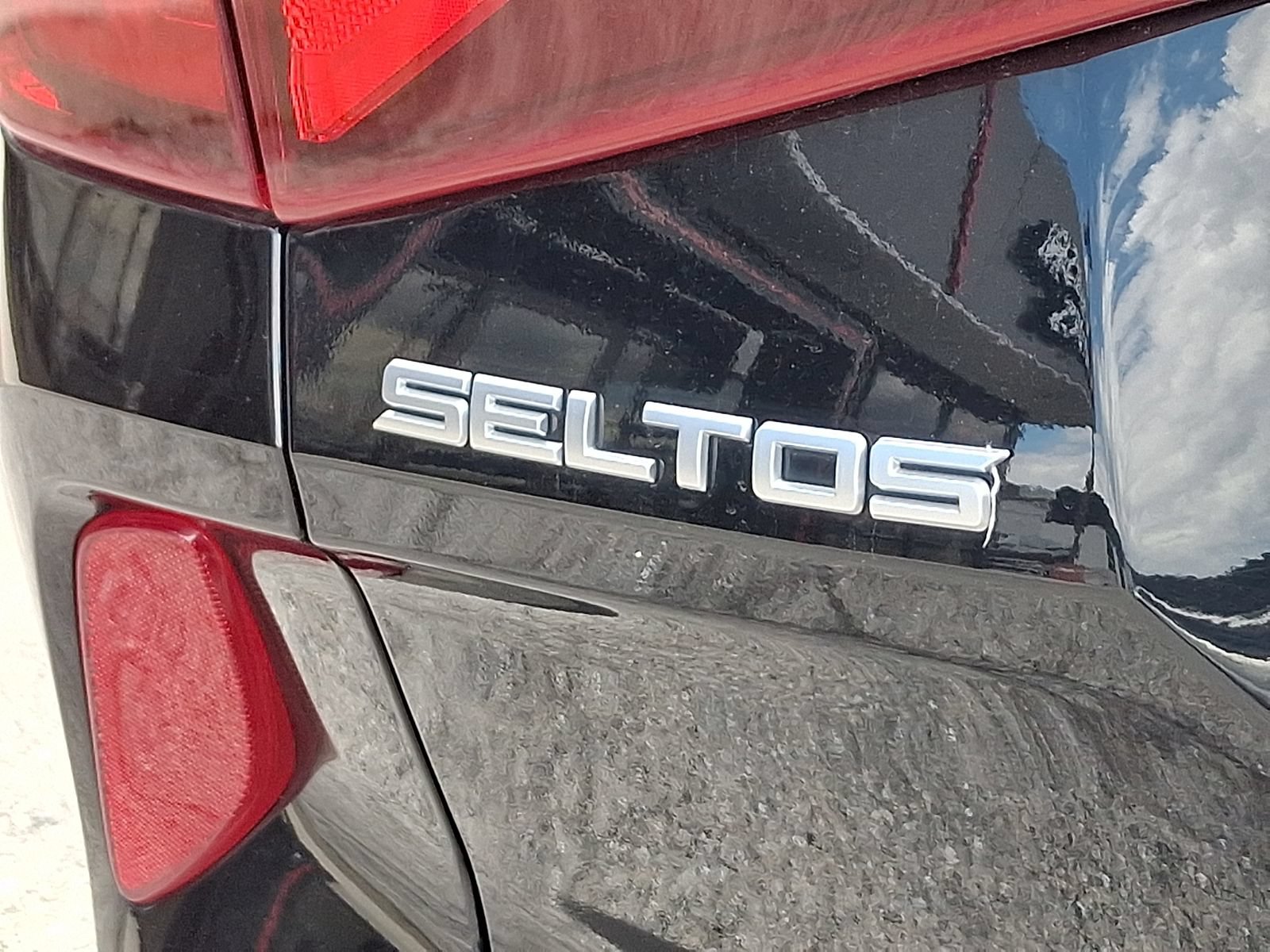 Used 2022 Kia Seltos LX AWD/4WD image 29