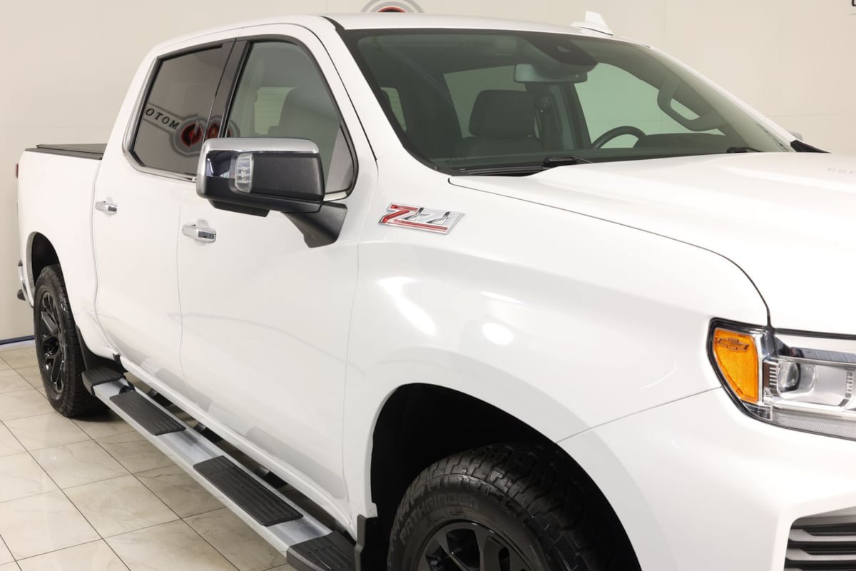 Used 2022 Chevrolet Silverado 1500 LTZ w/ LTZ Convenience Package II AWD/4WD image 38