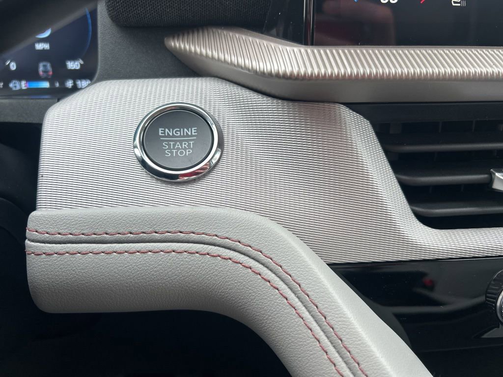 Used 2026 Ford Explorer Active w/ Active Comfort Package image 27