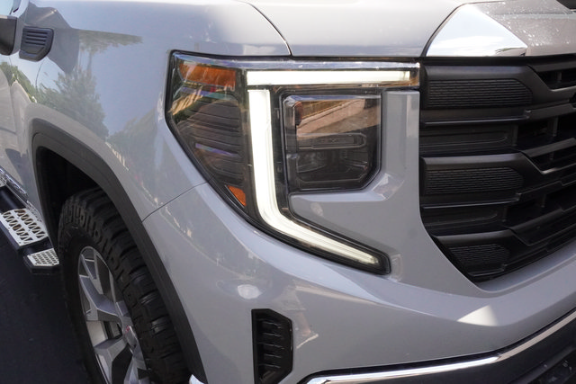 Used 2024 GMC Sierra 1500 Pro w/ Pro Value Package RWD image 26