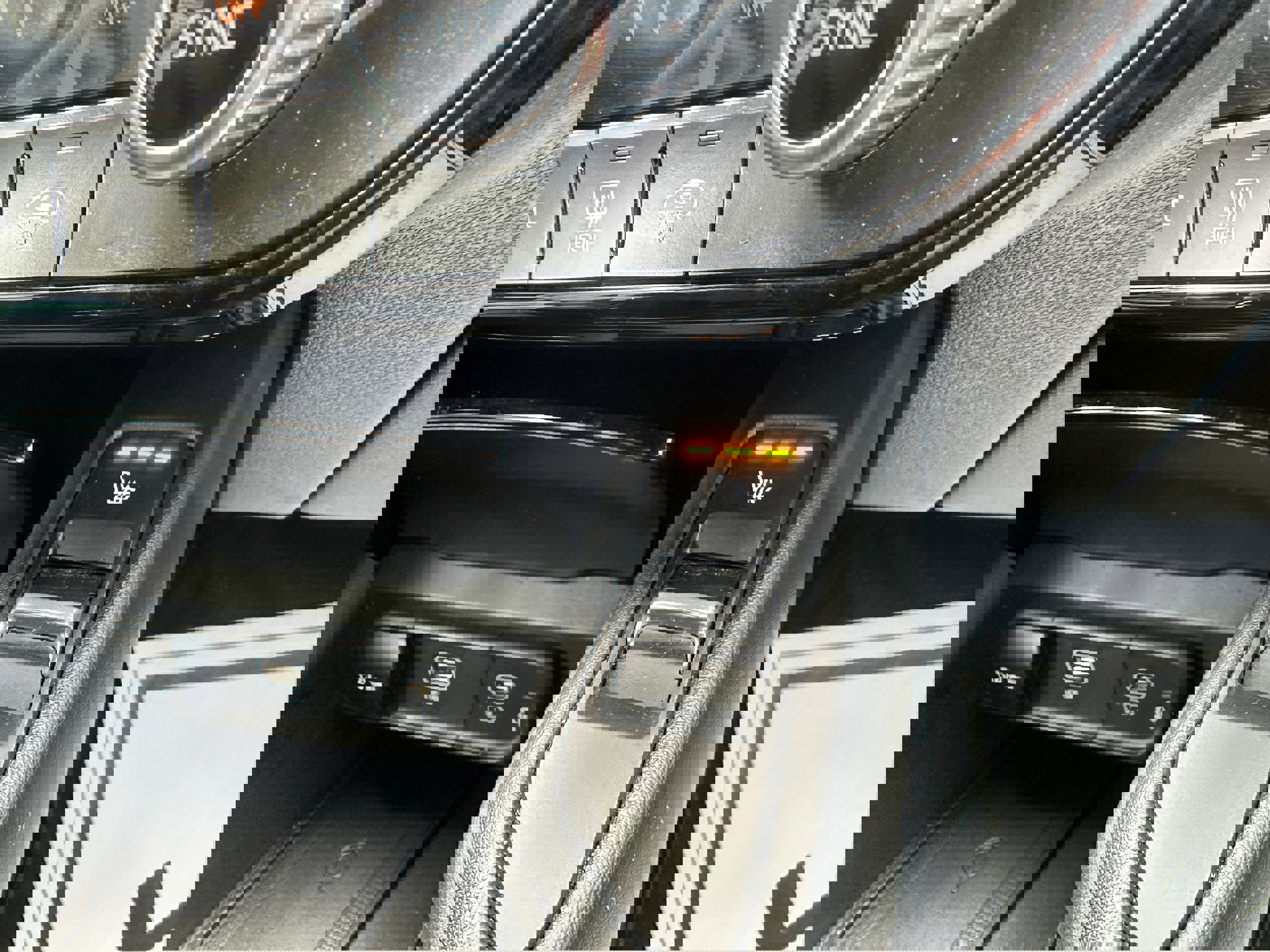 Used 2023 Kia Telluride S image 42