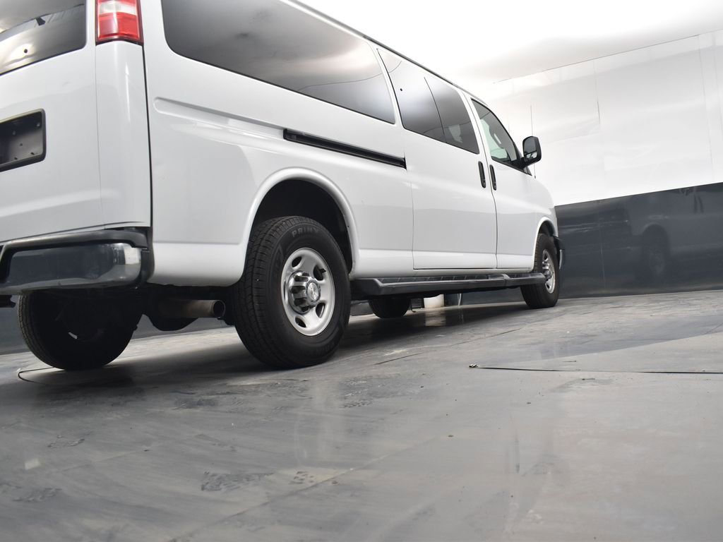 Used 2019 Chevrolet Express 3500 LT w/ LT Preferred Equipment Group image 22