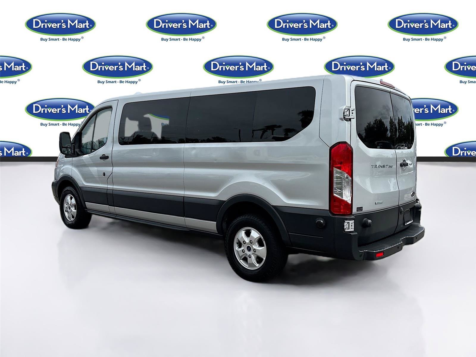 Used 2018 Ford Transit 350 XLT RWD image 5