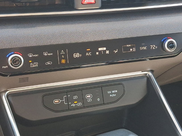 Used 2026 Kia Carnival EX FWD image 15