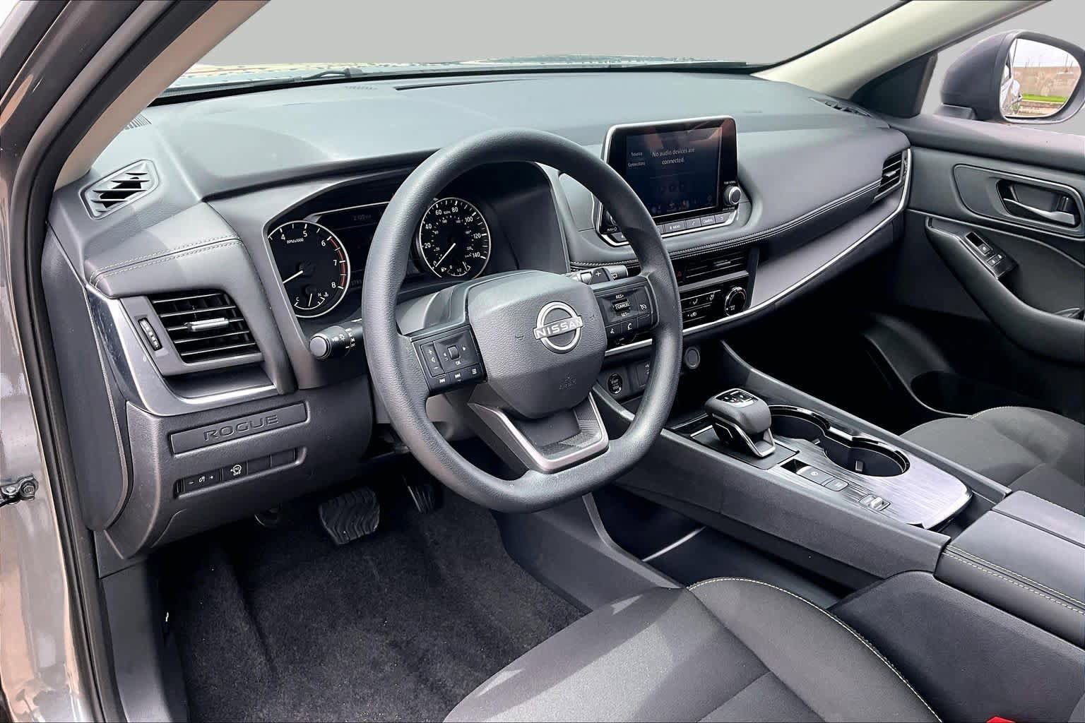Certified 2025 Nissan Rogue S FWD image 16