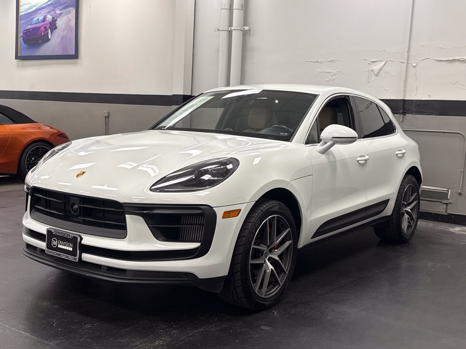 Used 2023 Porsche Macan S AWD/4WD image 7