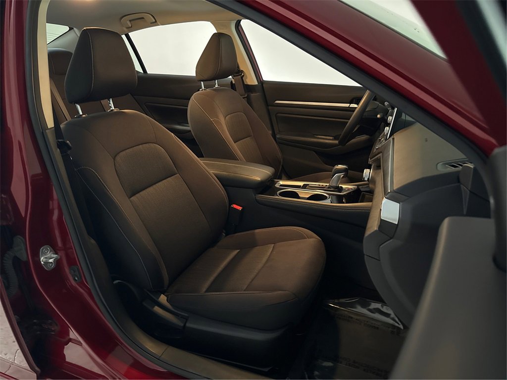 Used 2023 Nissan Altima 2.5 SV image 18
