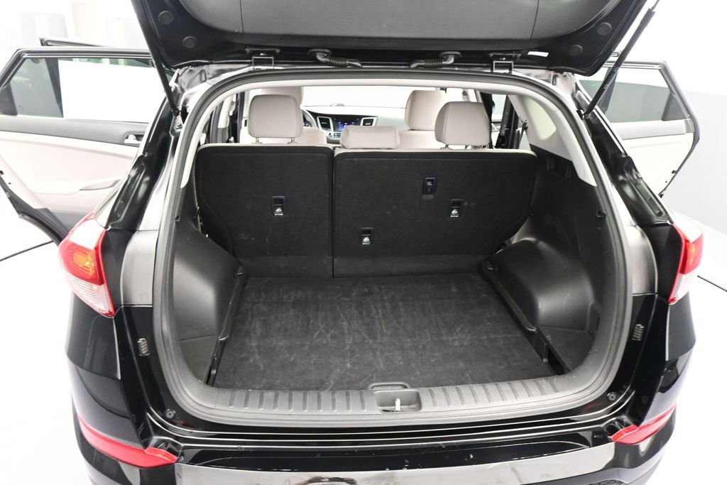 Used 2018 Hyundai Tucson SE FWD image 41