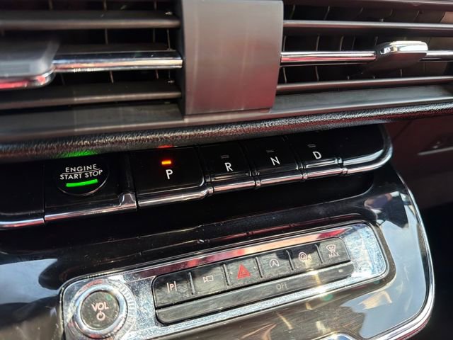 Used 2025 Lincoln Corsair Reserve w/ Equipment Group 202A image 26