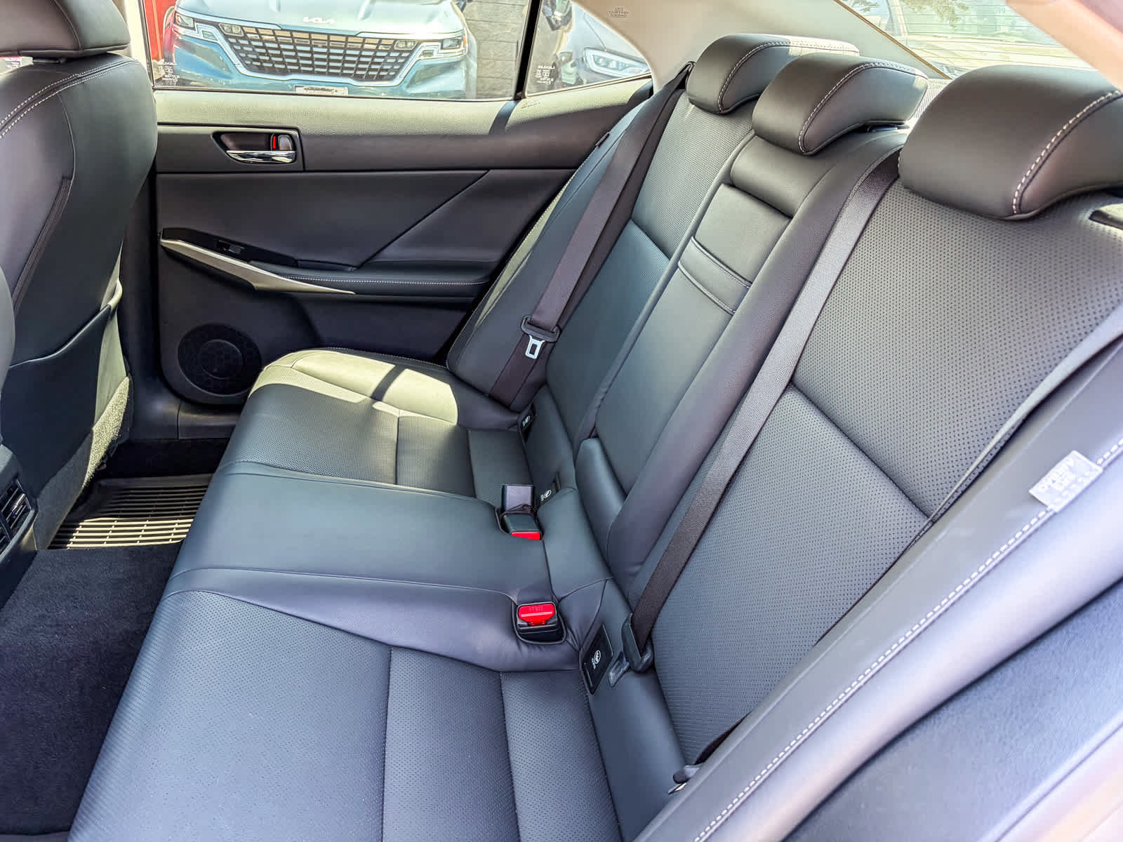 Used 2015 Lexus IS 250 w/ Navigation System Package RWD image 18