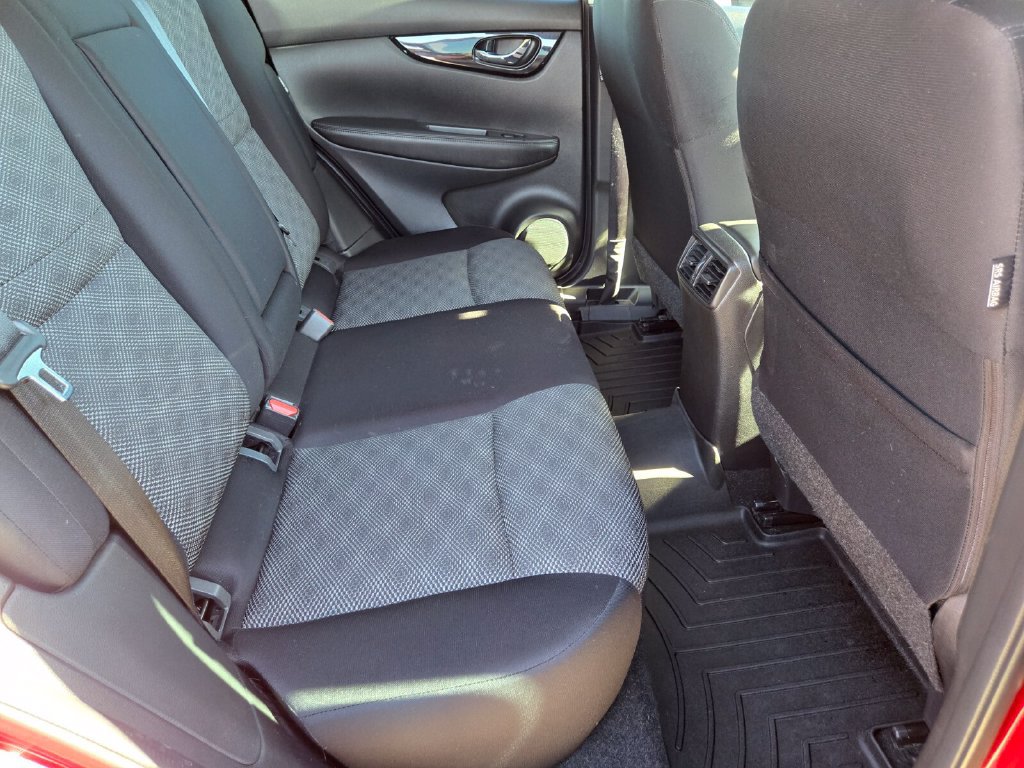 Certified 2022 Nissan Rogue Sport SV AWD/4WD image 20