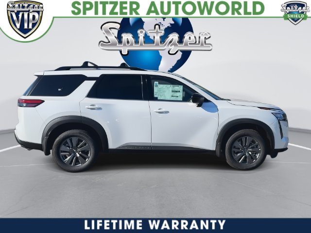 New 2026 Nissan Pathfinder SV w/ Cargo Package AWD/4WD image 11