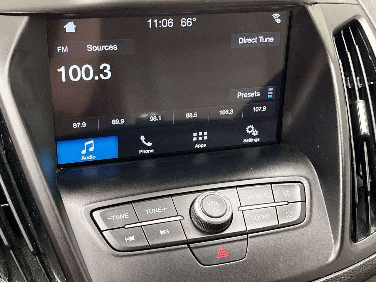 Used 2019 Ford Escape SEL AWD/4WD image 17