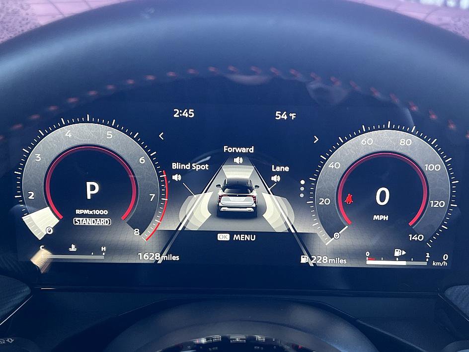 Certified 2025 Nissan Kicks SR w/ SR Premium Package image 21