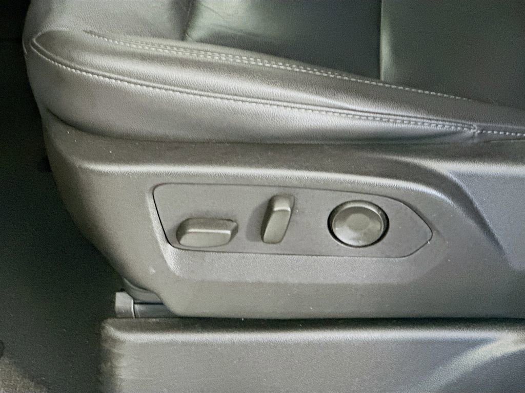 Used 2024 Chevrolet Tahoe LT image 22