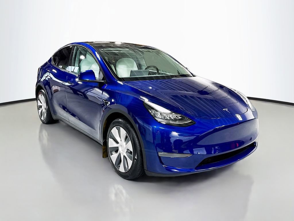 Used 2020 Tesla Model Y Long Range image 3