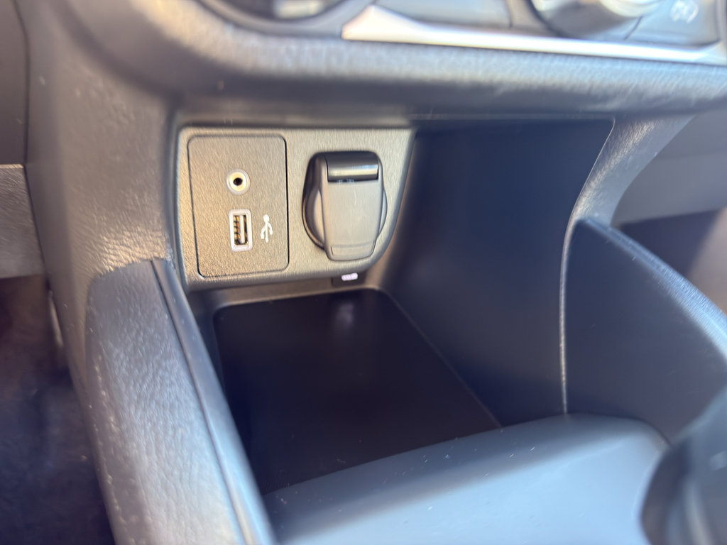 Certified 2022 Nissan Versa S w/ Electronics Package image 19
