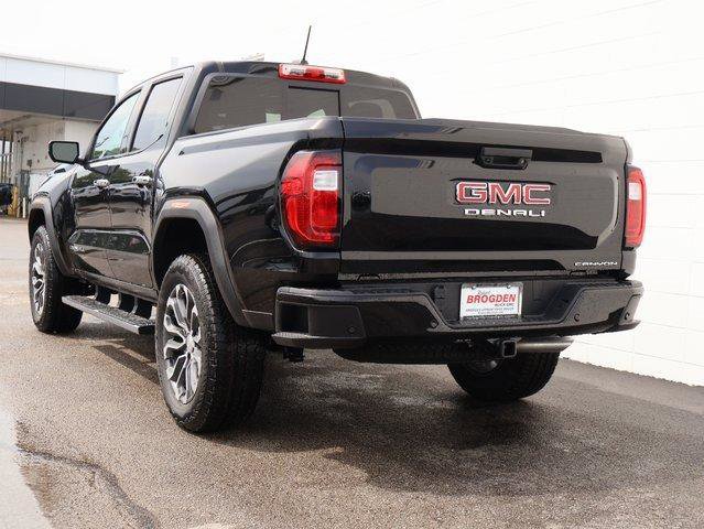 New 2025 GMC Canyon Denali image 4