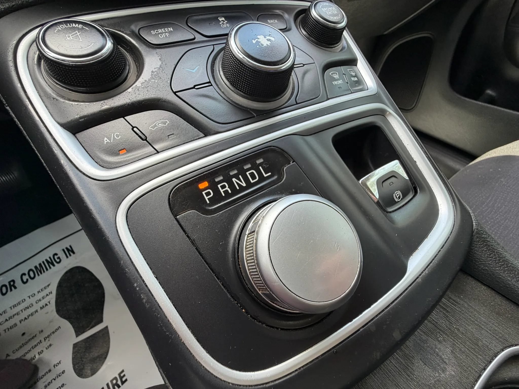Used 2015 Chrysler 200 Limited FWD image 23