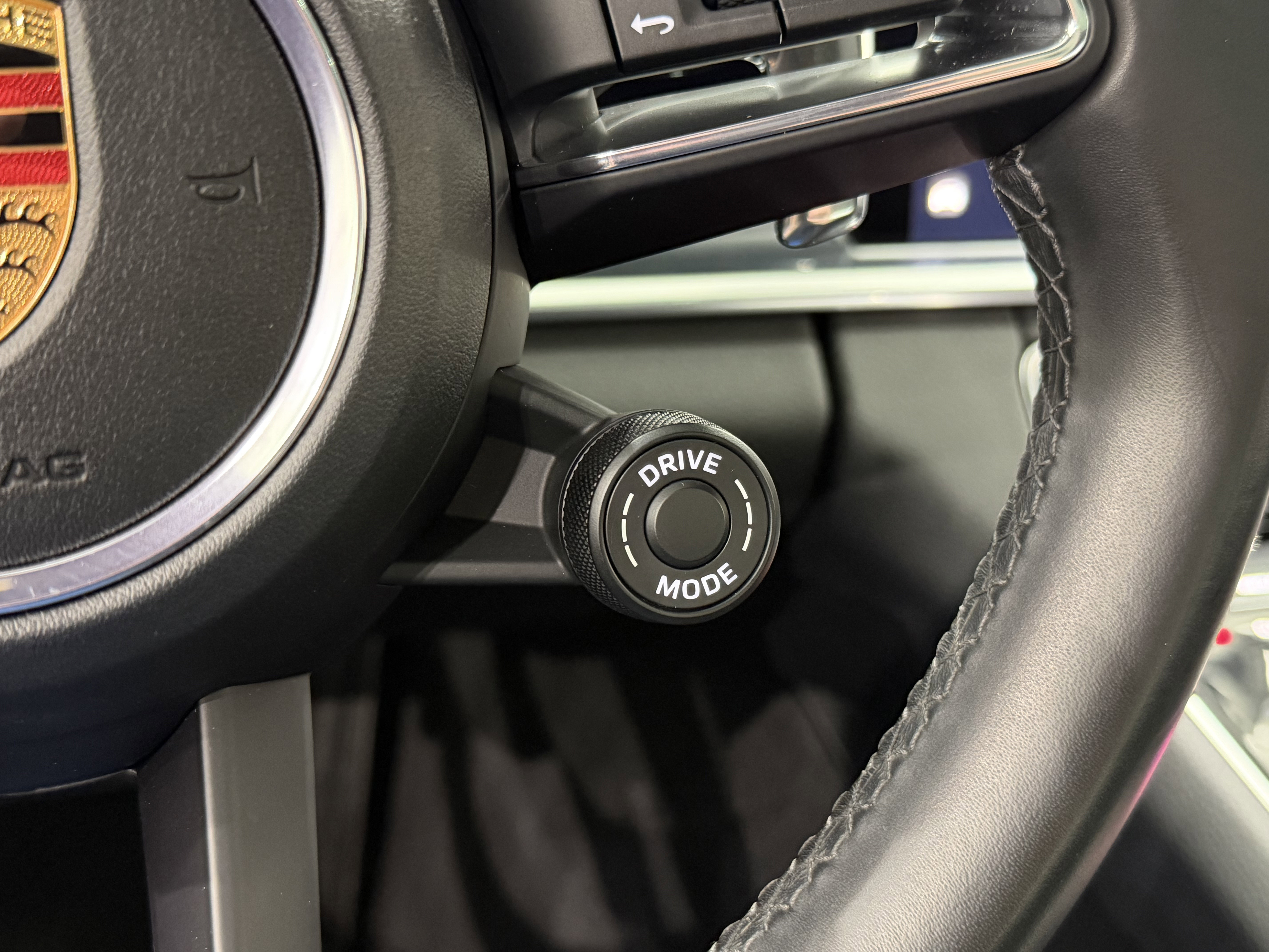 Certified 2023 Porsche Panamera 4 image 49