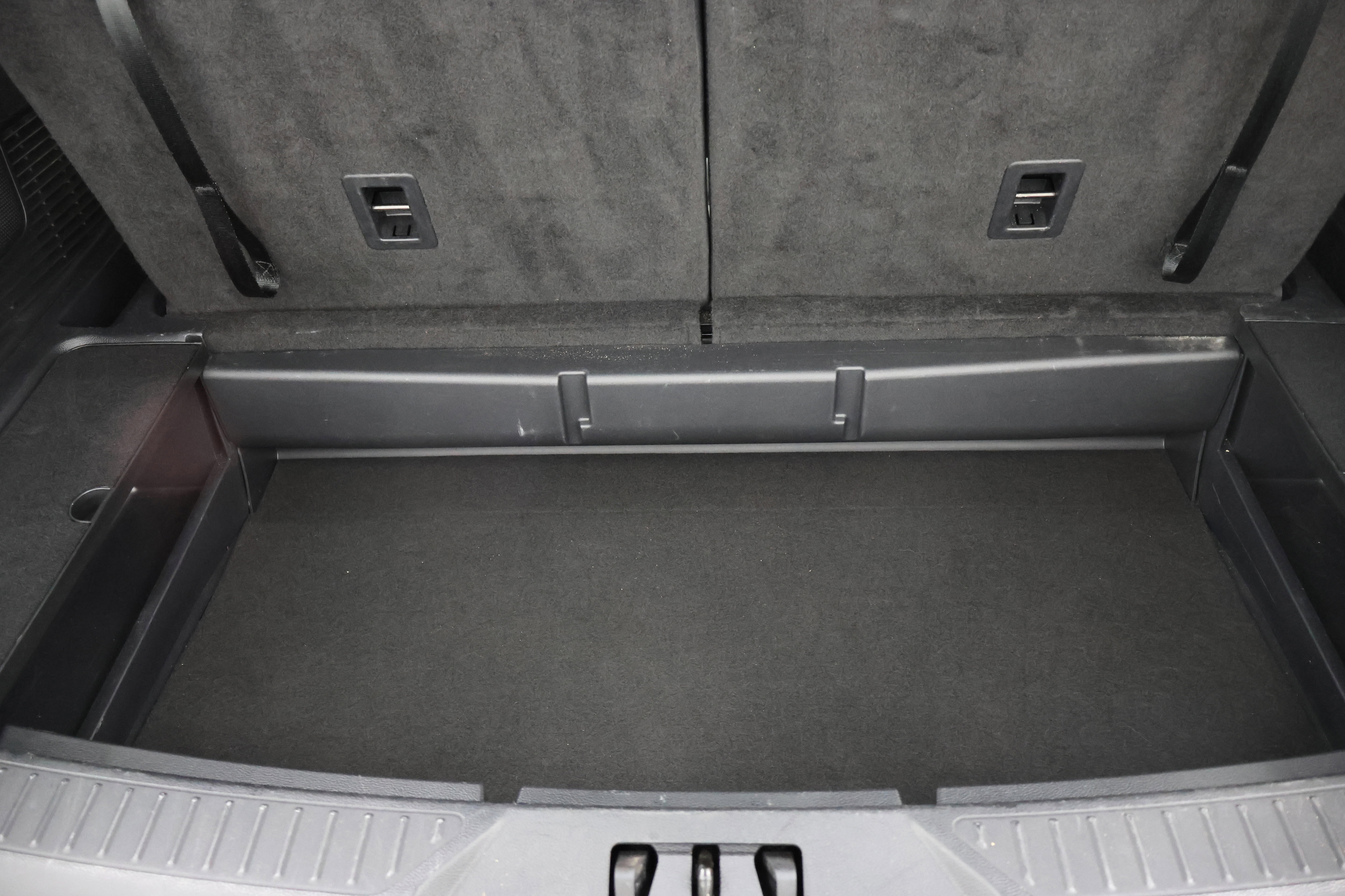 Used 2025 Ford Explorer ST-Line image 31