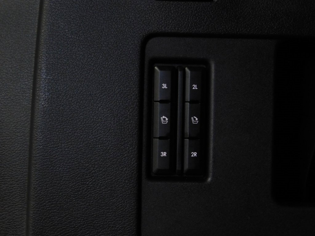 Used 2024 Lincoln Navigator L Reserve w/ Equipment Group 201A image 86