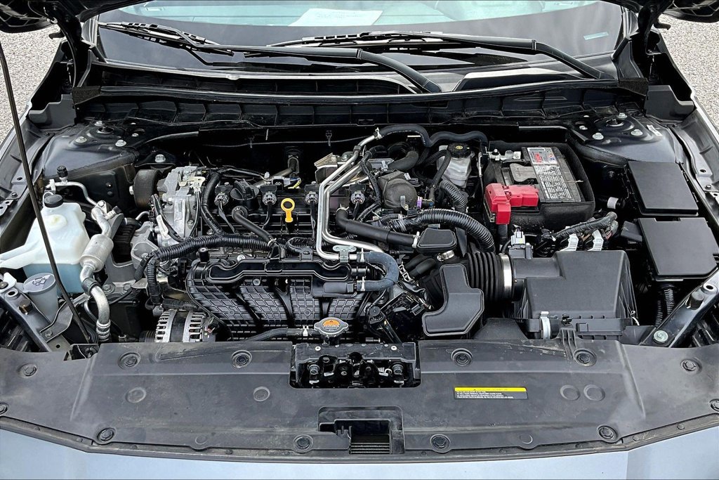 Used 2025 Nissan Altima 2.5 SV FWD image 29