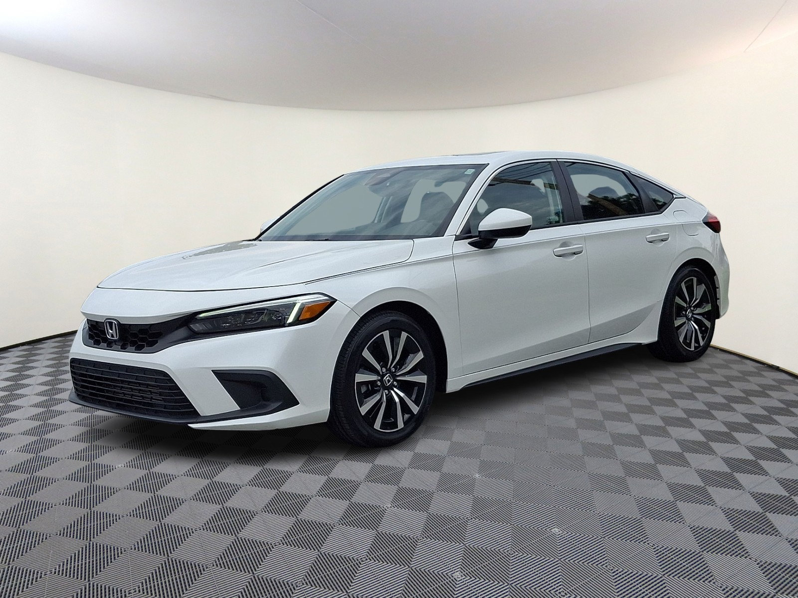 Used 2024 Honda Civic EX-L image 3