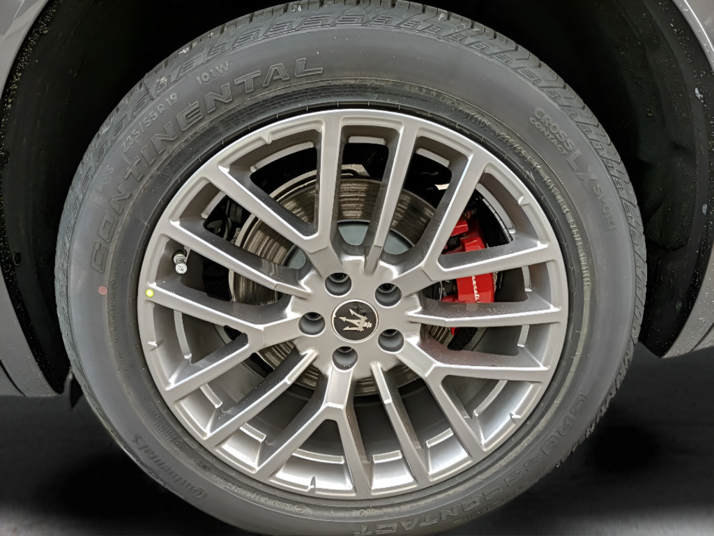 Used 2023 Maserati Grecale GT AWD/4WD image 13