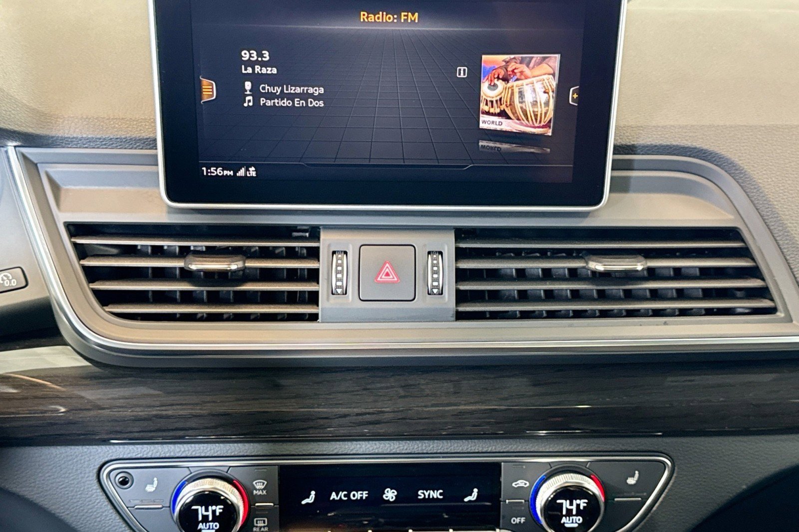 Used 2020 Audi Q5 e Premium Plus w/ Premium Plus Package image 15