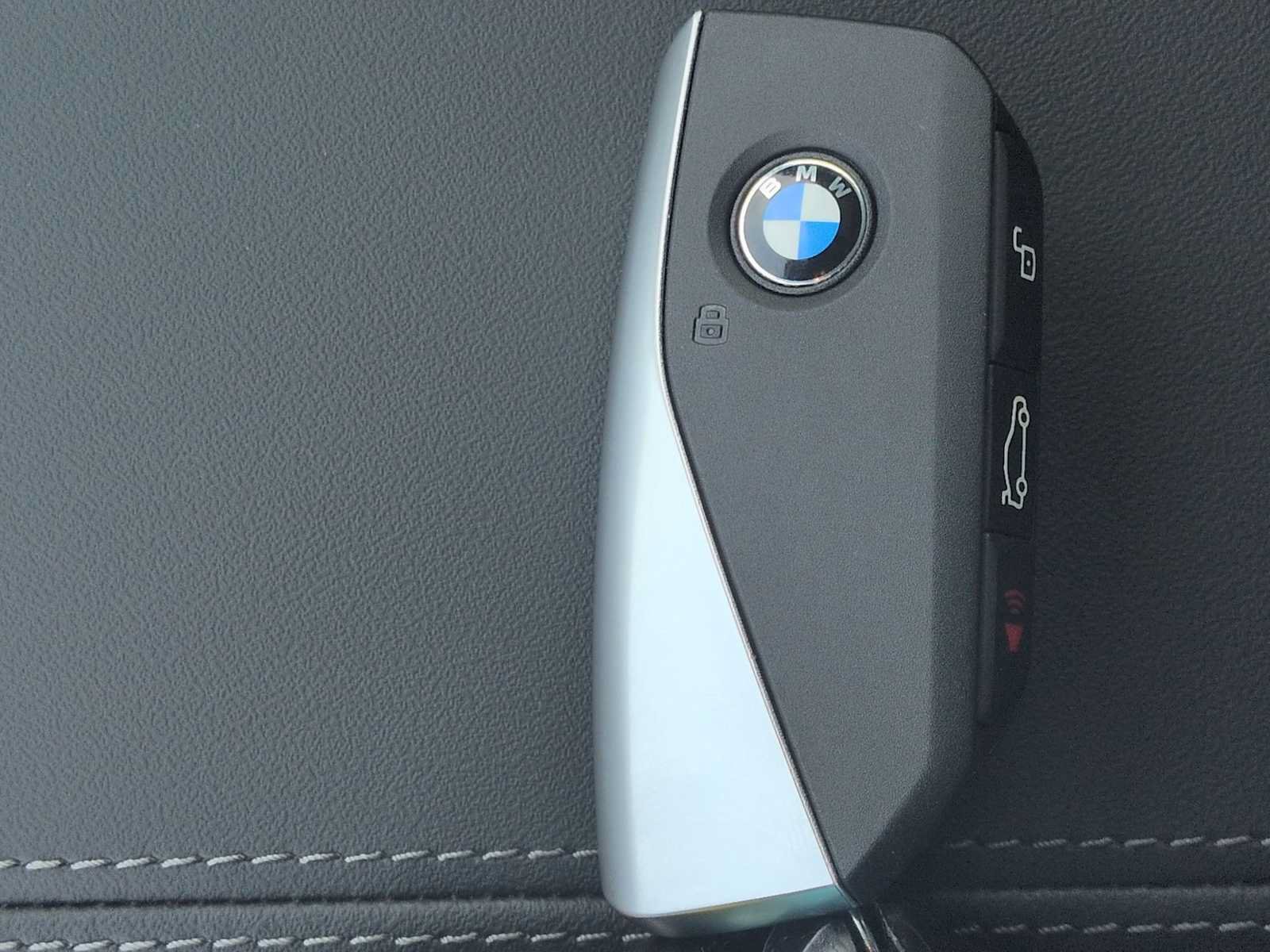 New 2026 BMW X1 xDrive28i AWD/4WD image 37