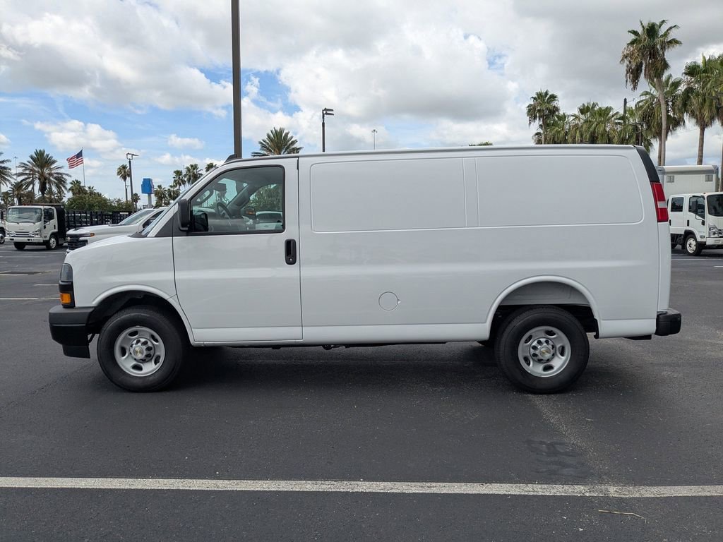New 2025 Chevrolet Express 2500 w/ Driver Convenience Package image 7