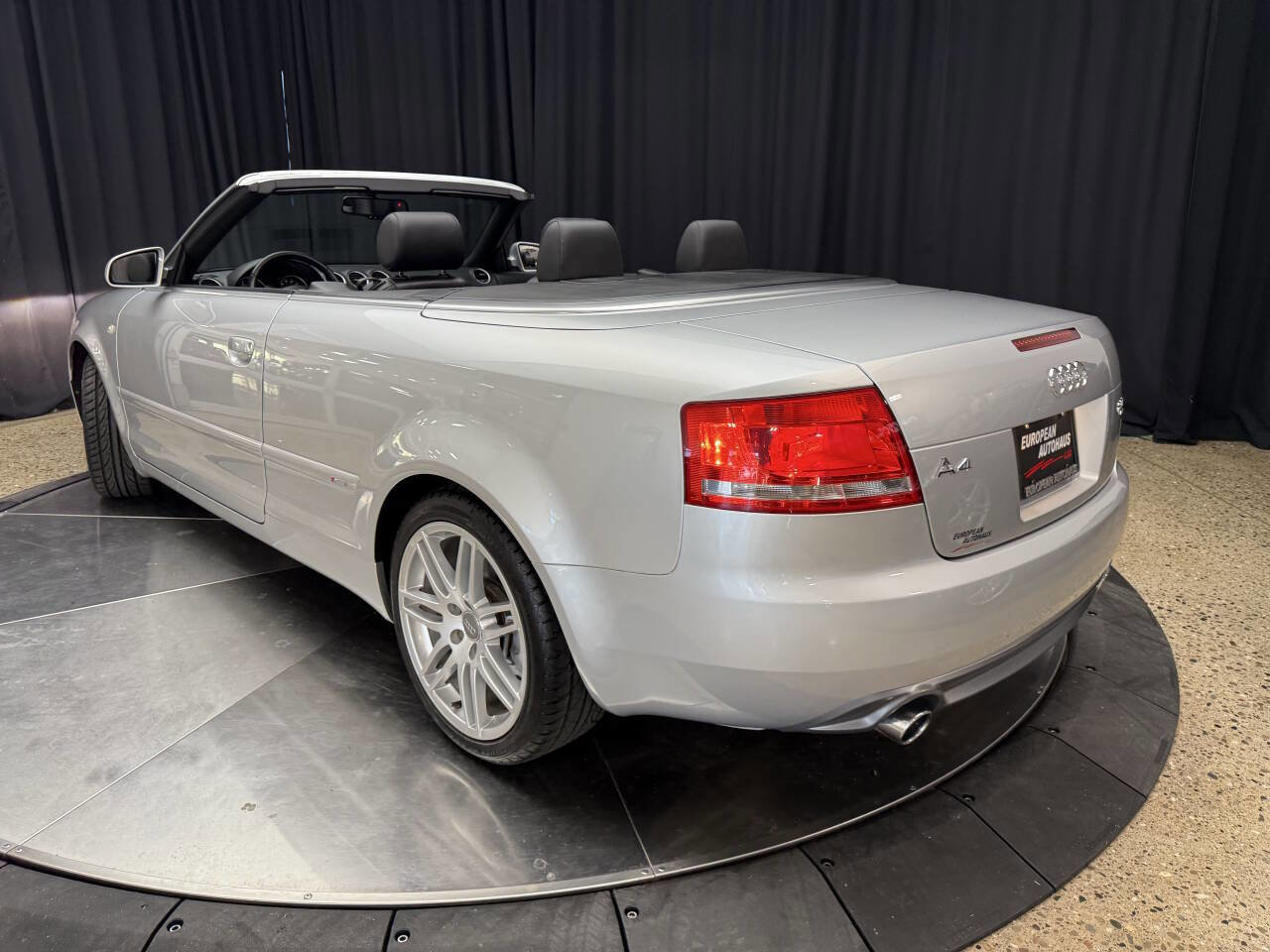 Used 2009 Audi A4 2.0T image 13