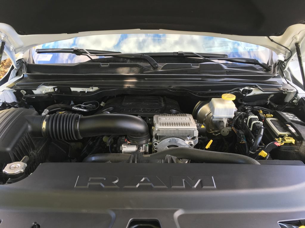 Used 2024 RAM 1500 Limited AWD/4WD image 13