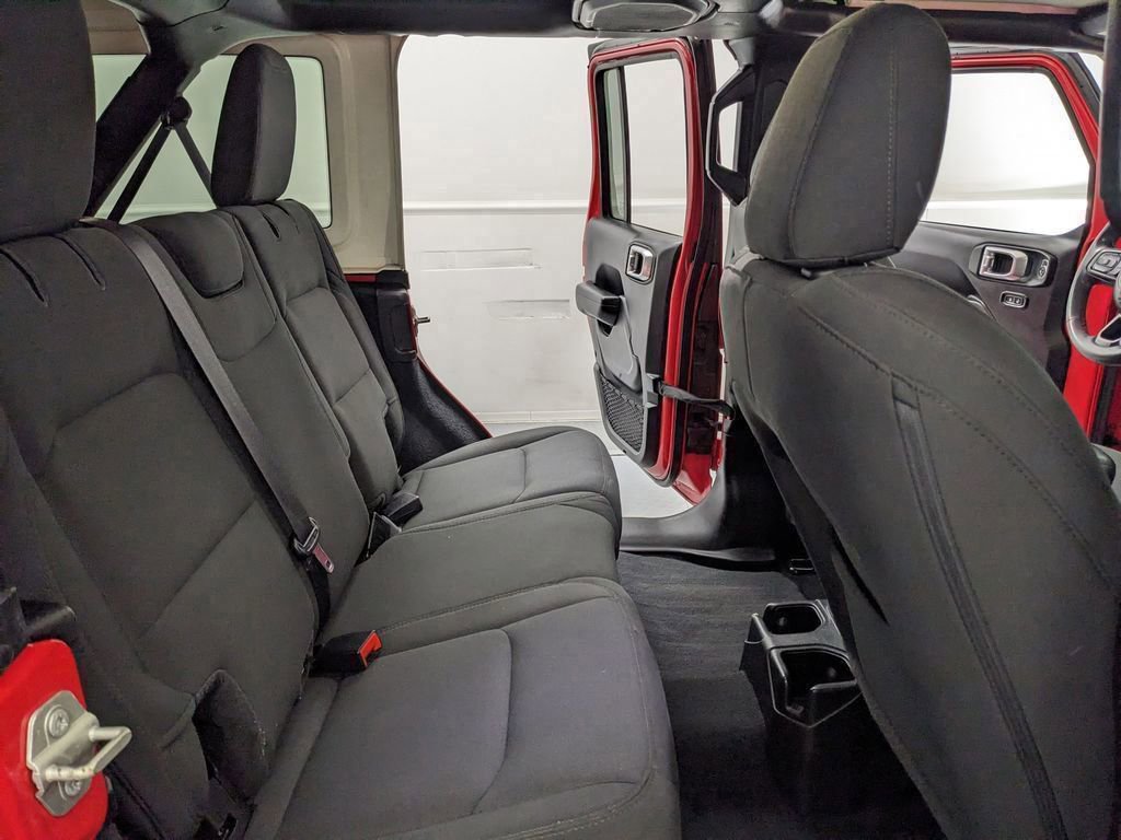 Used 2023 Jeep Wrangler Unlimited Sport AWD/4WD image 43