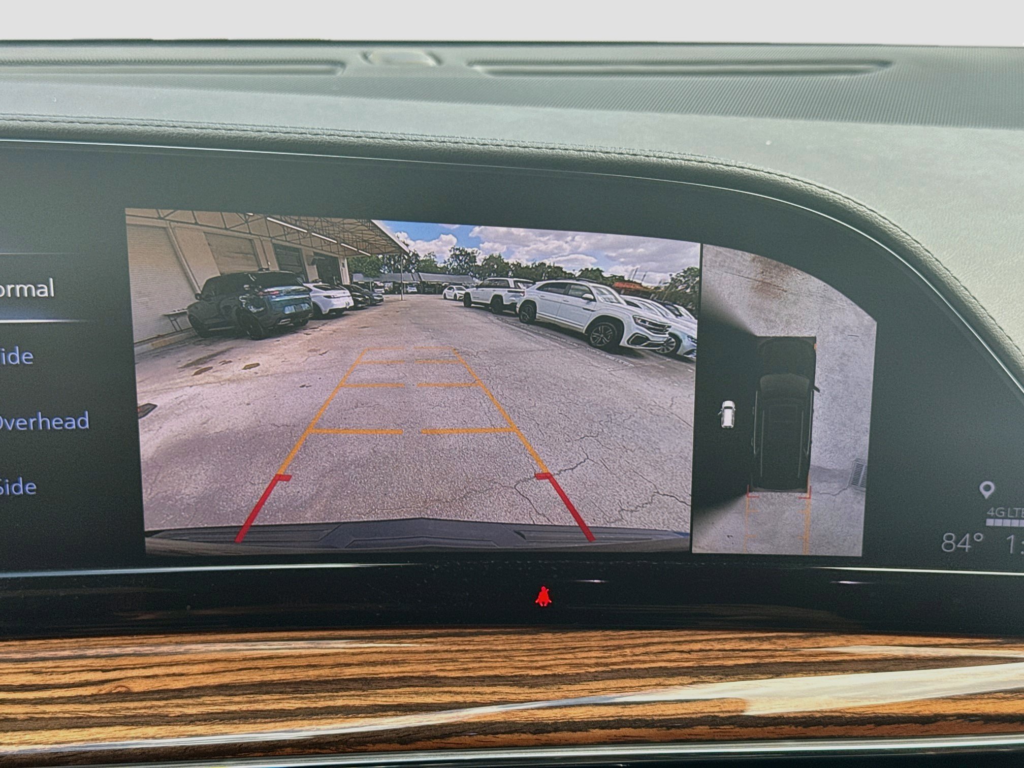 Used 2023 Cadillac Escalade Premium Luxury AWD/4WD image 12