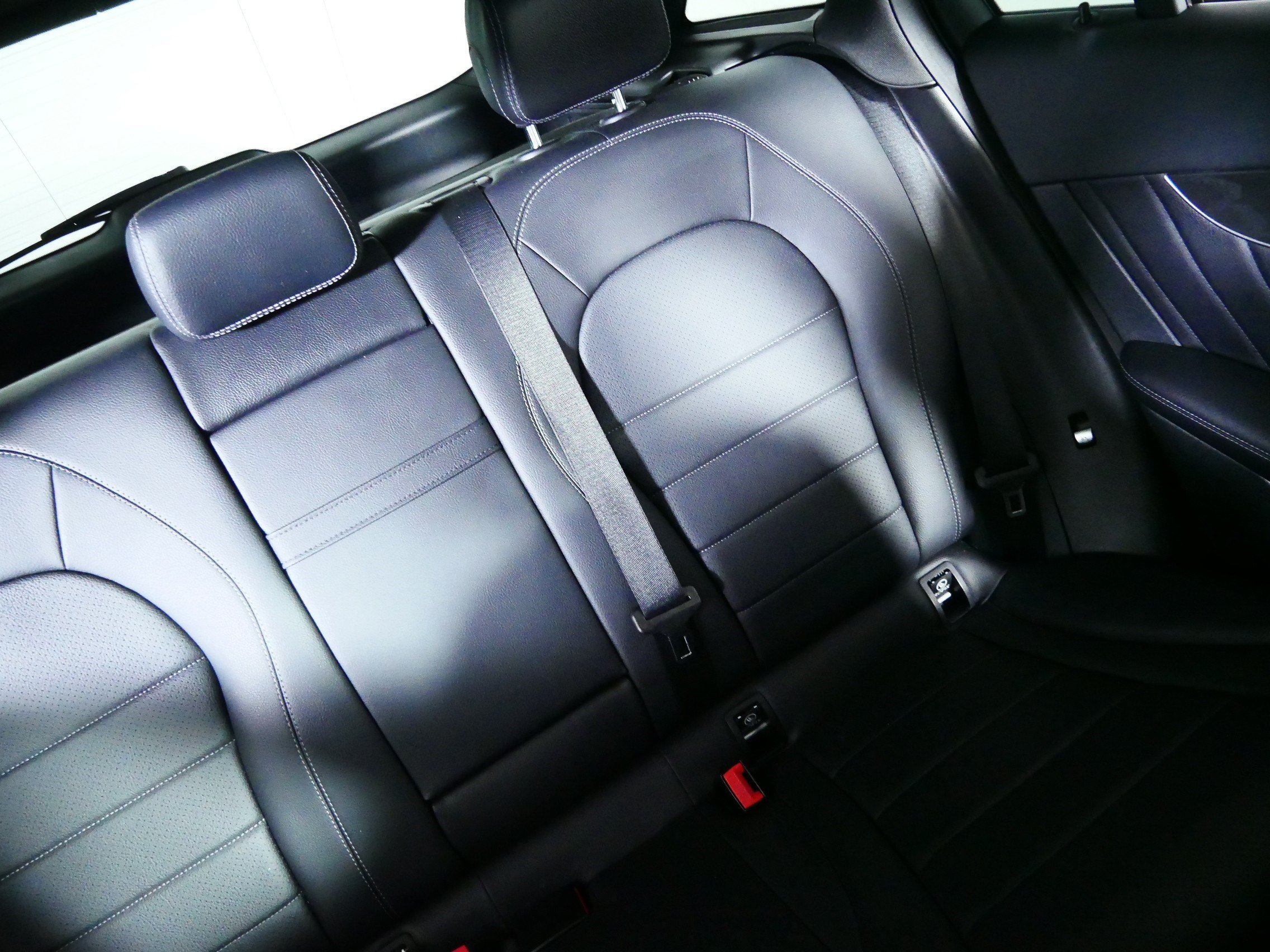 Used 2018 Mercedes-Benz GLC 300 4MATIC image 14