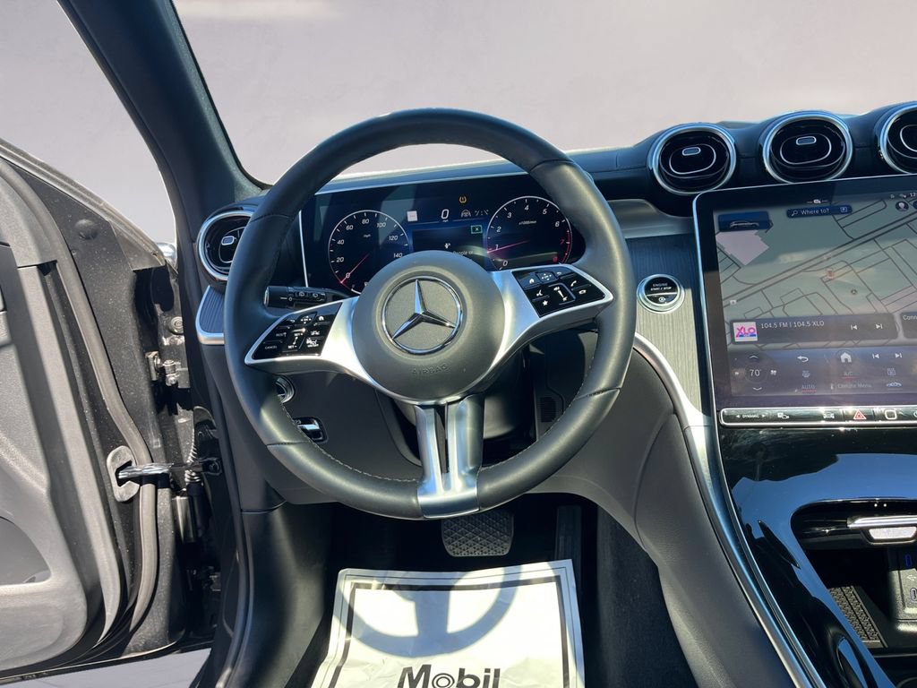 Used 2023 Mercedes-Benz GLC 300 4MATIC image 12