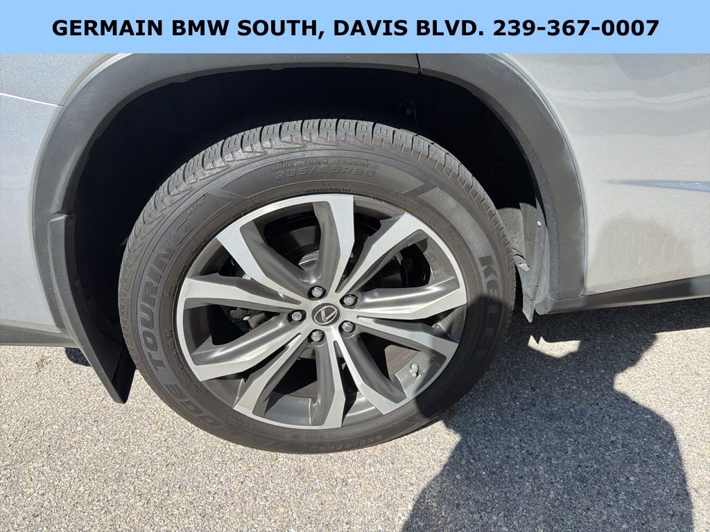 Used 2022 Lexus RX 350L Premium w/ Premium Package image 21