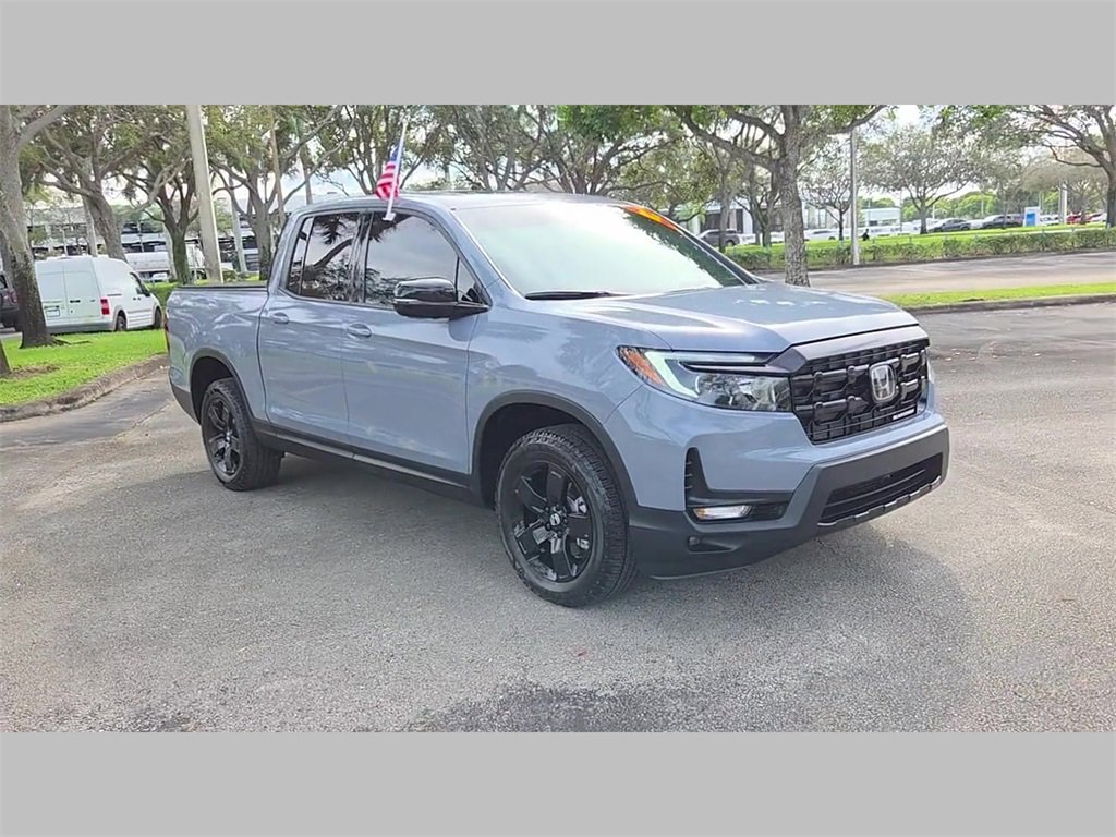 Used 2025 Honda Ridgeline Black Edition image 34