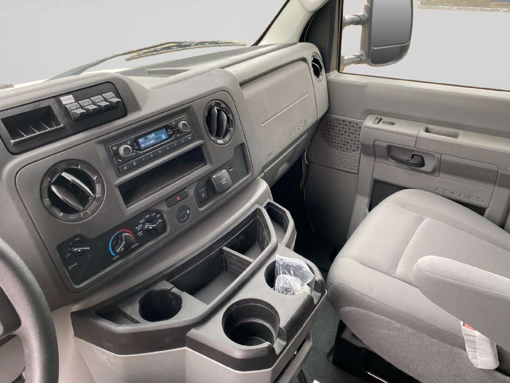 New 2026 Ford E-350 and Econoline 350 Super Duty w/ Power Equipment Group RWD image 29