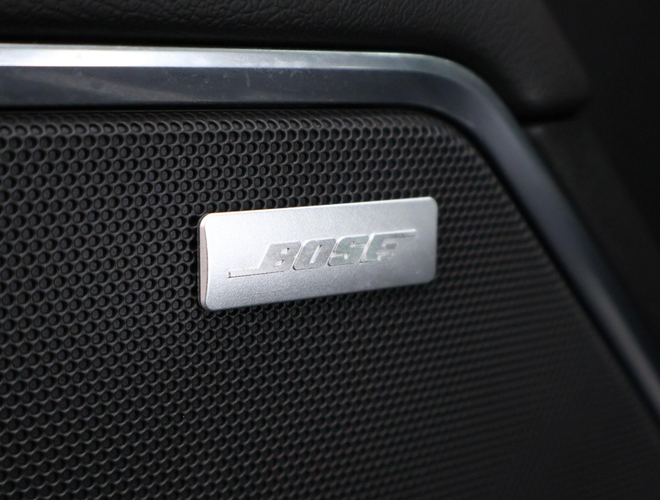 Used 2022 Chevrolet Silverado 1500 LT Trail Boss w/ LT Trail Boss Premium Package image 8