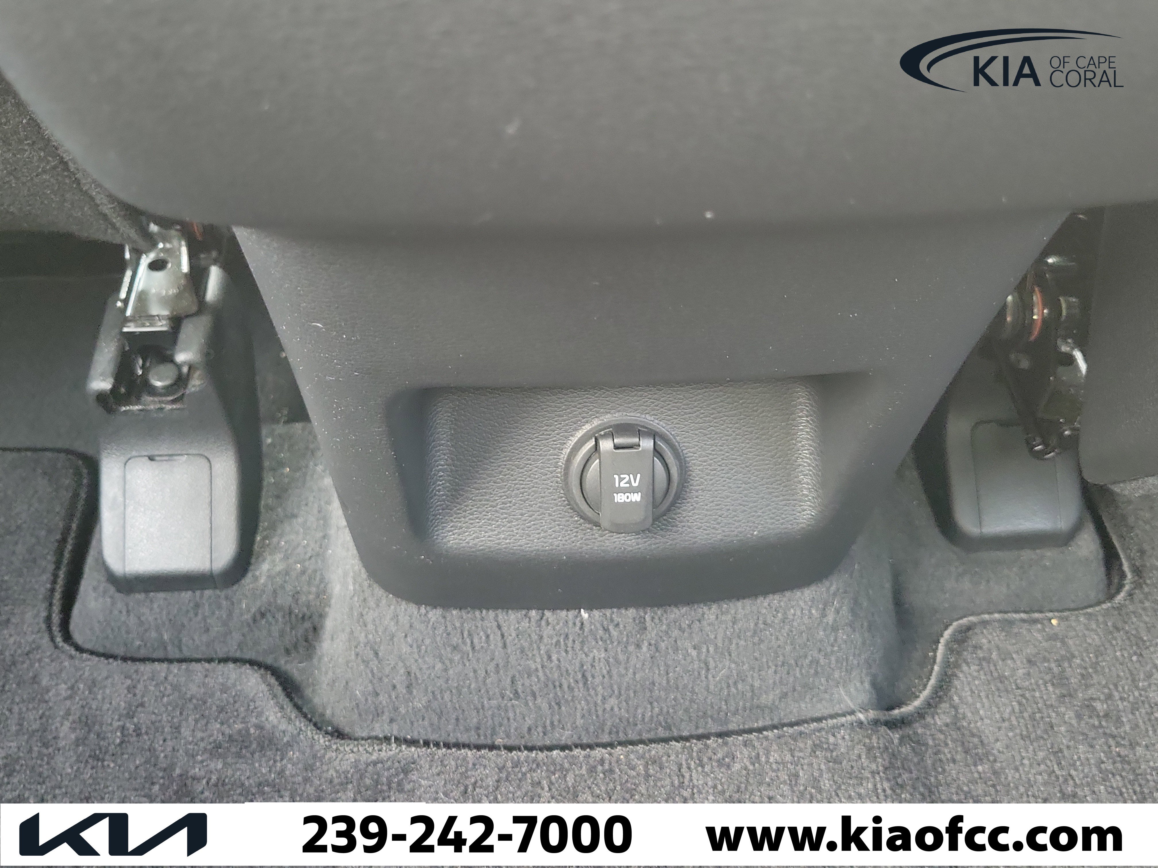 Certified 2023 Kia Telluride S FWD image 14